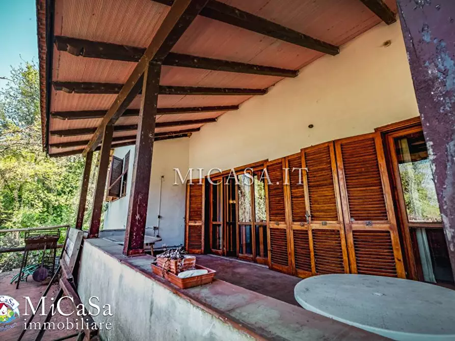 Immagine 26 di Villa in vendita  a Pisa