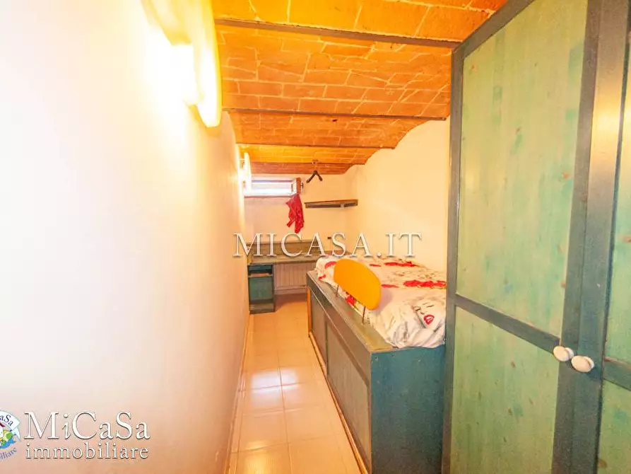 Immagine 10 di Appartamento in vendita  a Pisa