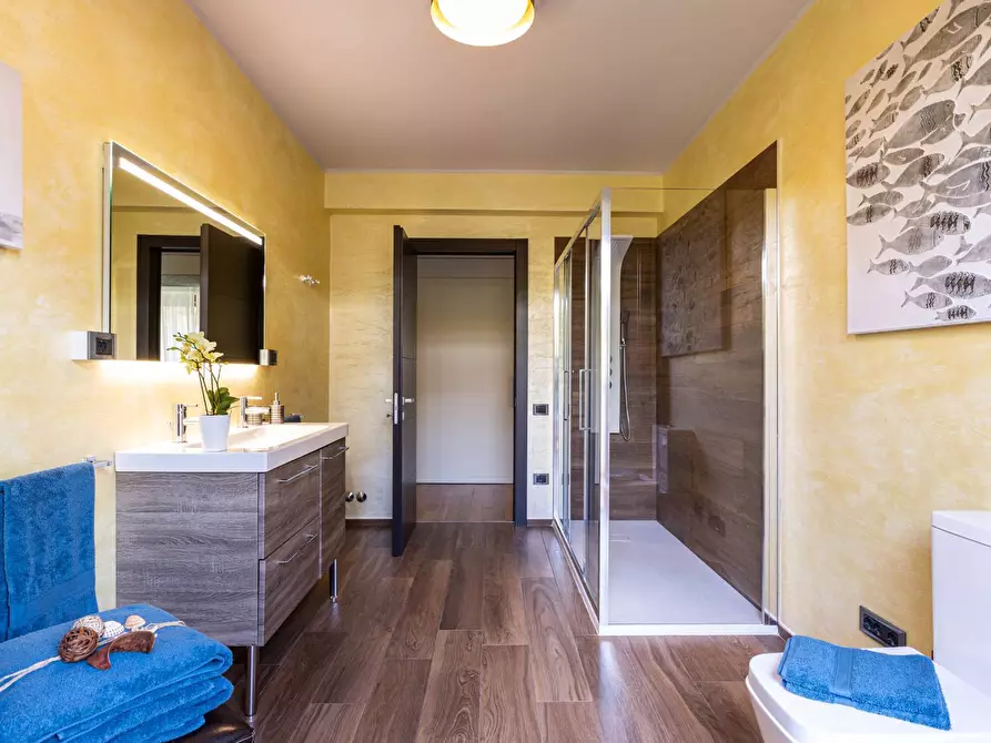 Immagine 19 di Villa in vendita  a Pisa