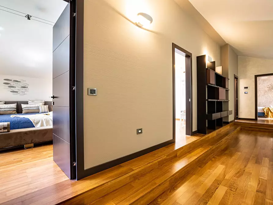 Immagine 33 di Villa in vendita  a Pisa