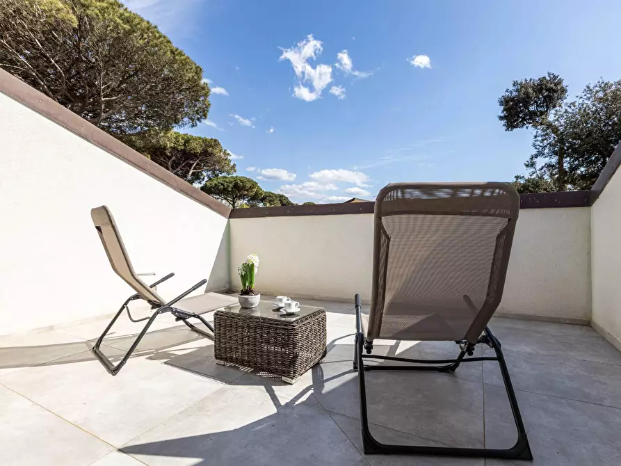 Immagine 38 di Villa in vendita  a Pisa