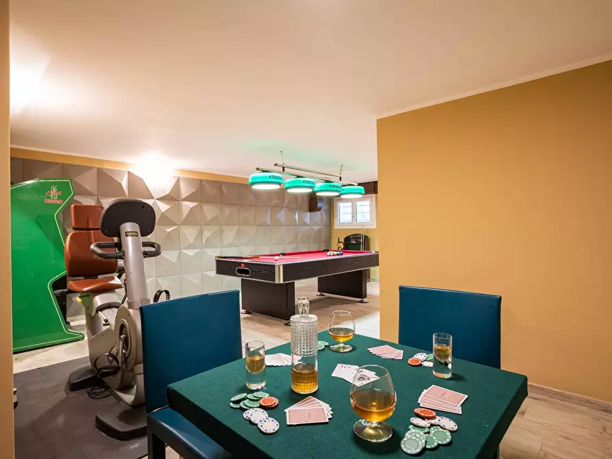 Immagine 45 di Villa in vendita  a Pisa