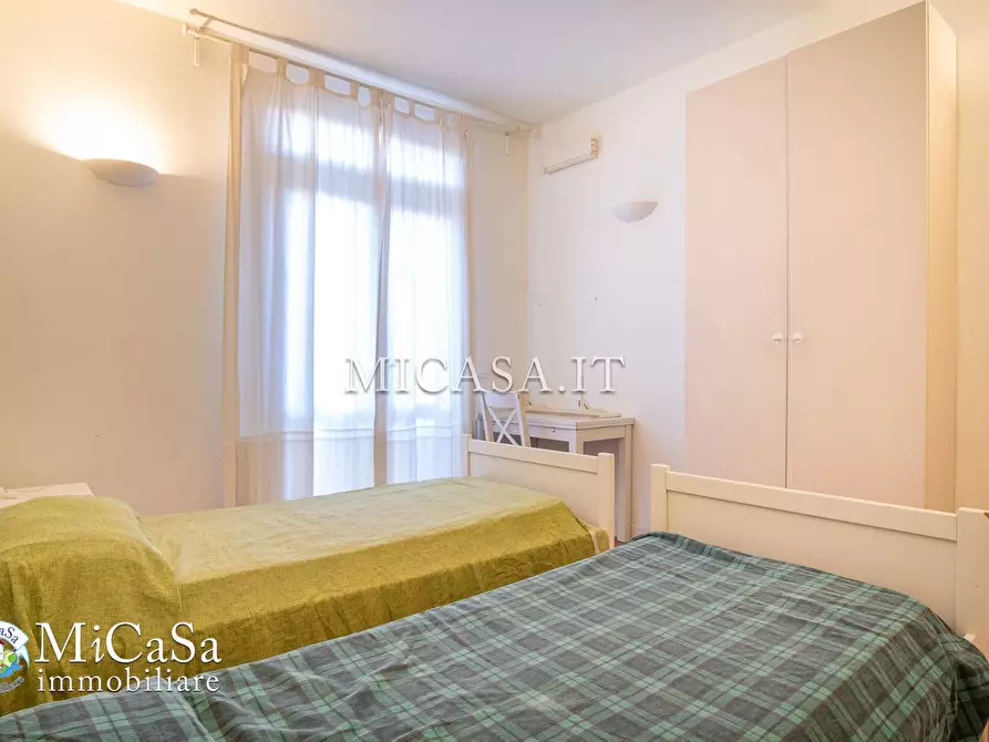 Immagine 13 di Appartamento in vendita  a Pisa