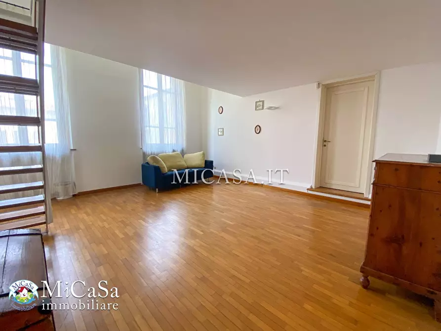 Immagine 13 di Appartamento in vendita  a Pisa
