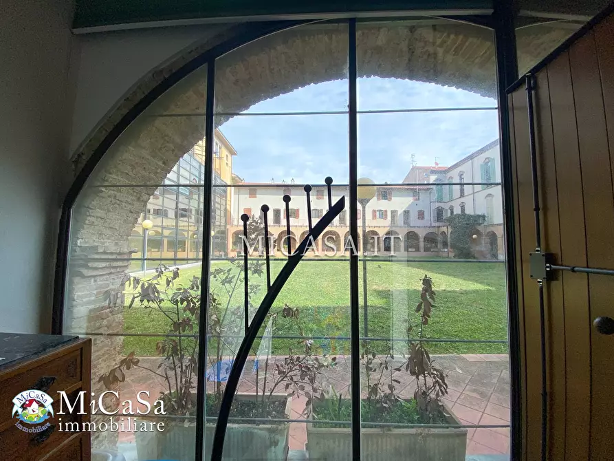 Immagine 30 di Appartamento in vendita  a Pisa