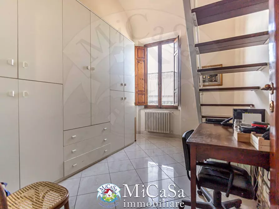 Immagine 18 di Casa bifamiliare in vendita  a Pisa