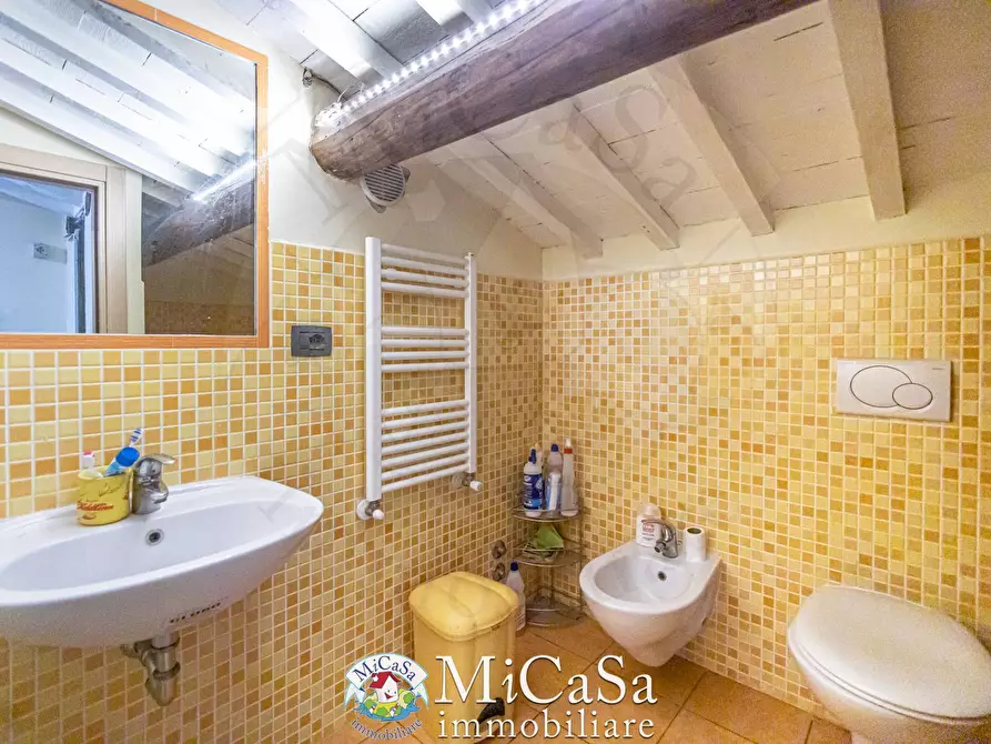 Immagine 27 di Casa bifamiliare in vendita  a Pisa