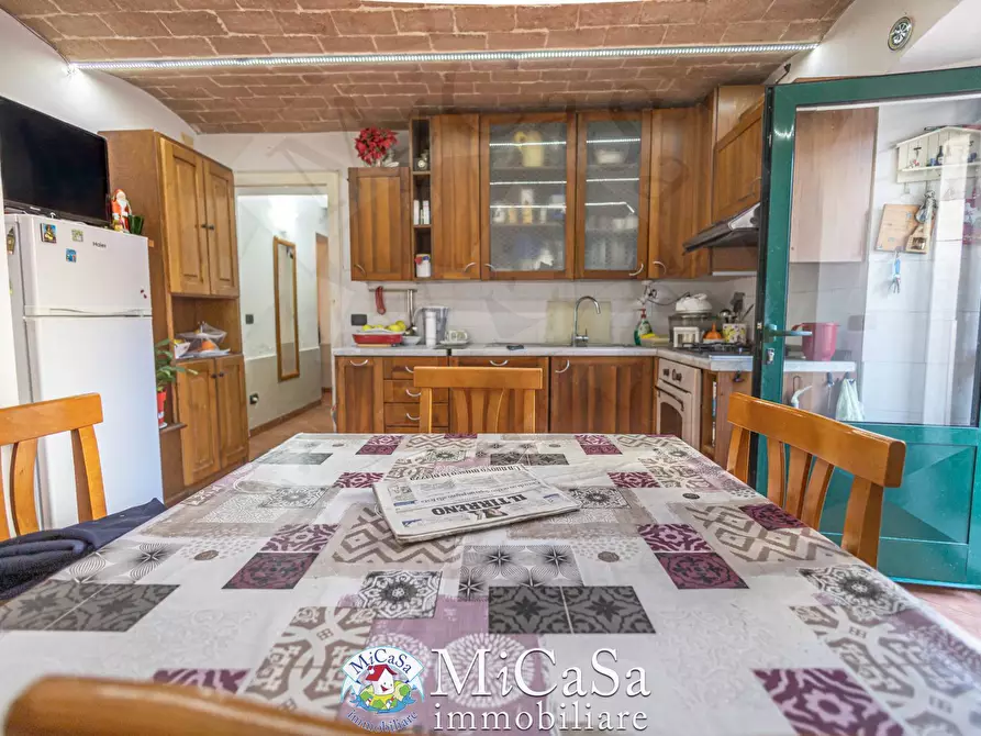 Immagine 33 di Casa bifamiliare in vendita  a Pisa