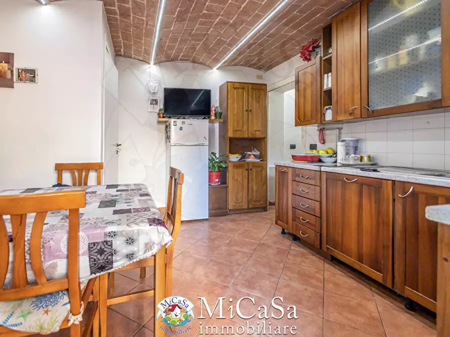 Immagine 32 di Casa bifamiliare in vendita  a Pisa