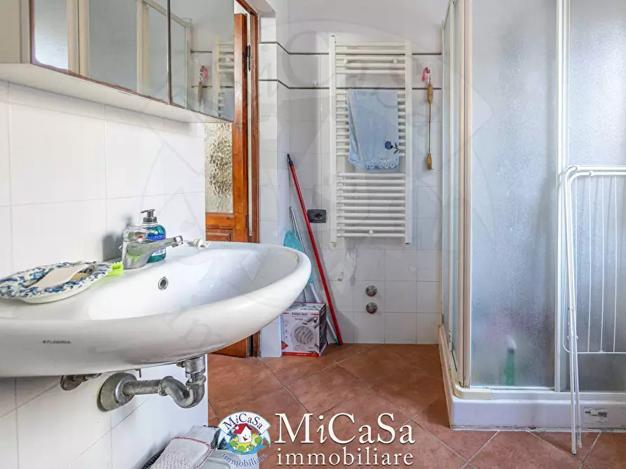 Immagine 37 di Casa bifamiliare in vendita  a Pisa