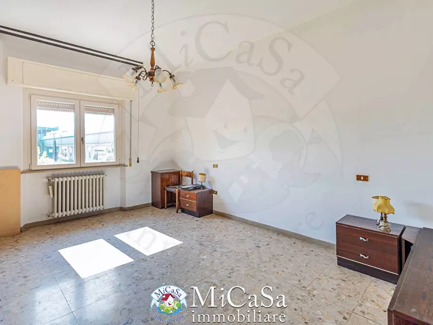 Immagine 16 di Appartamento in vendita  a Pisa