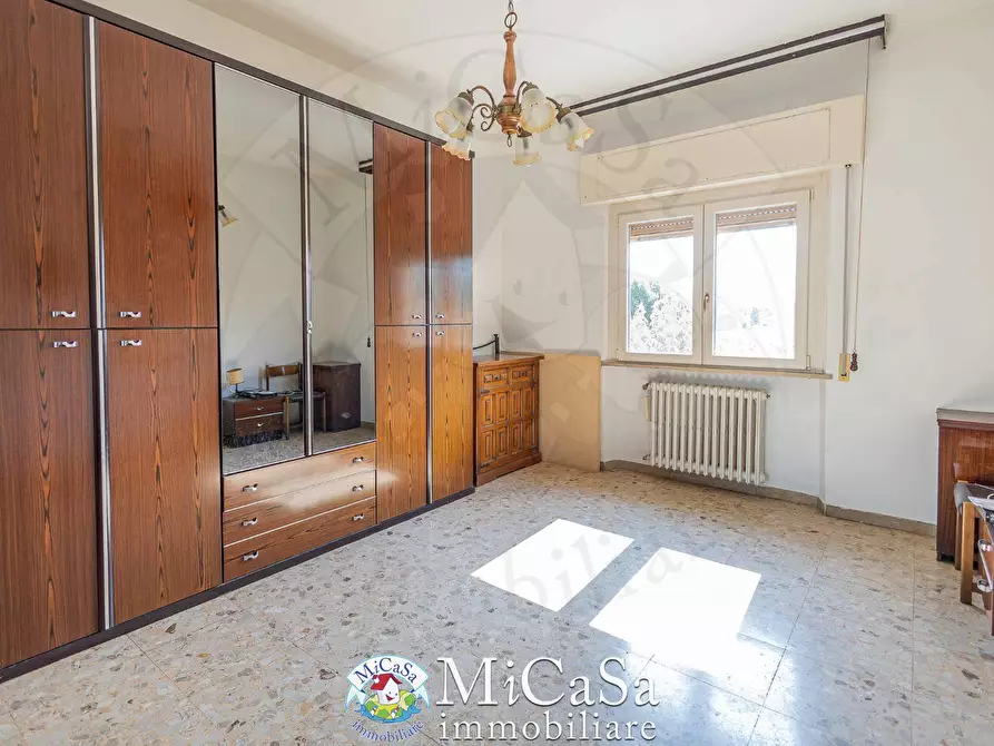 Immagine 17 di Appartamento in vendita  a Pisa