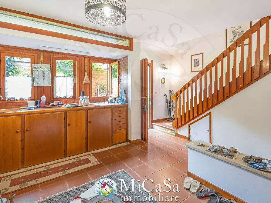 Immagine 8 di Villetta a schiera in vendita  a Pisa