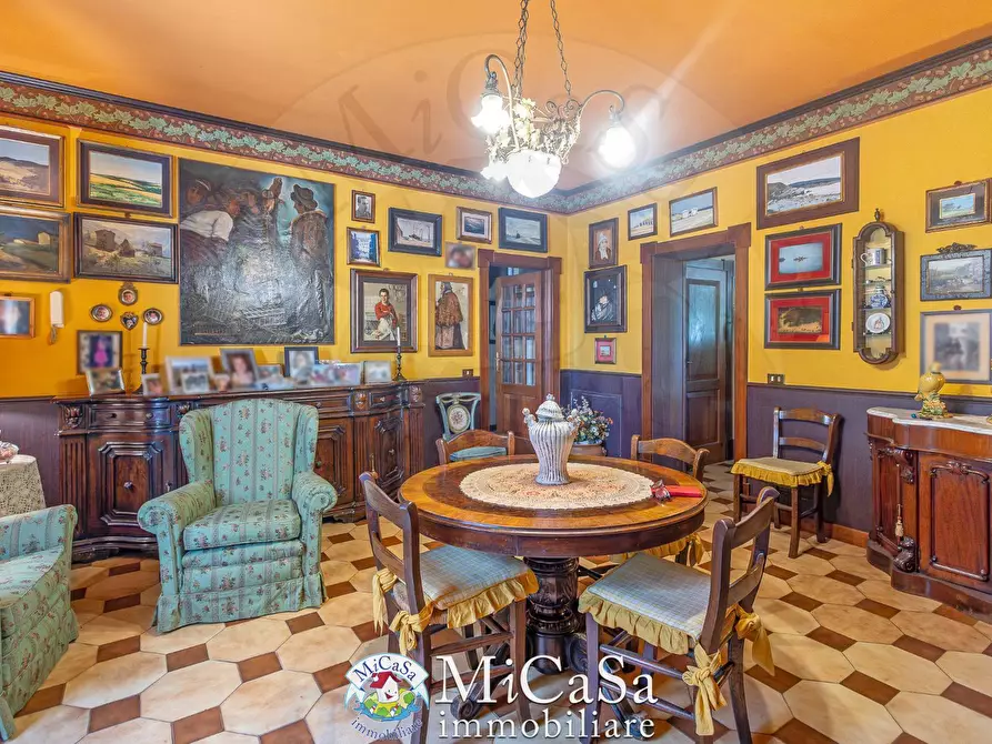 Immagine 20 di Villa in vendita  a Collesalvetti