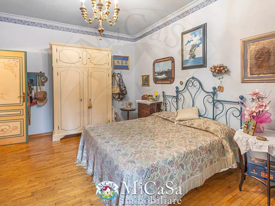 Immagine 33 di Villa in vendita  a Collesalvetti