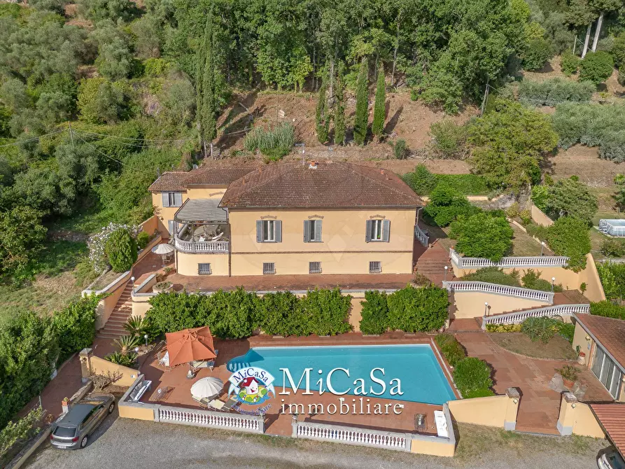 Immagine 40 di Villa in vendita  a San Giuliano Terme