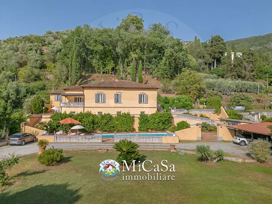 Immagine 41 di Villa in vendita  a San Giuliano Terme