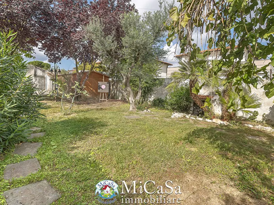 Immagine 5 di Casa bifamiliare in vendita  a Pisa