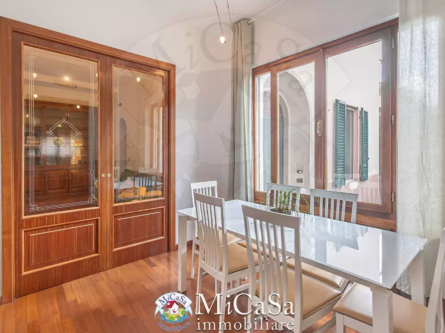 Immagine 10 di Casa bifamiliare in vendita  a Pisa