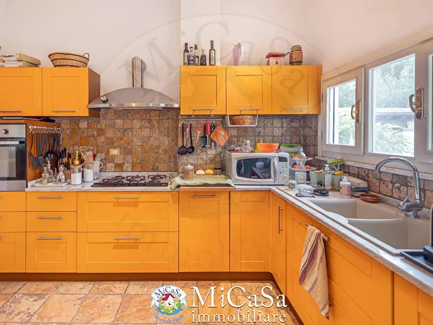 Immagine 13 di Casa bifamiliare in vendita  a Pisa