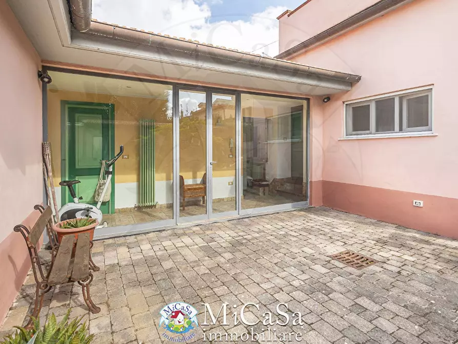 Immagine 16 di Casa bifamiliare in vendita  a Pisa