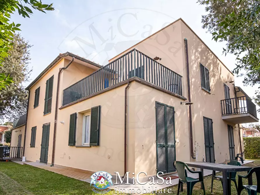 Immagine 4 di Appartamento in vendita  a Pisa