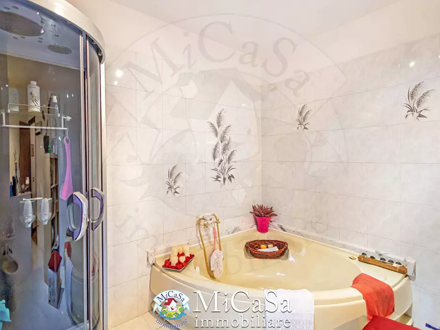 Immagine 21 di Casa semindipendente in vendita  a Vecchiano