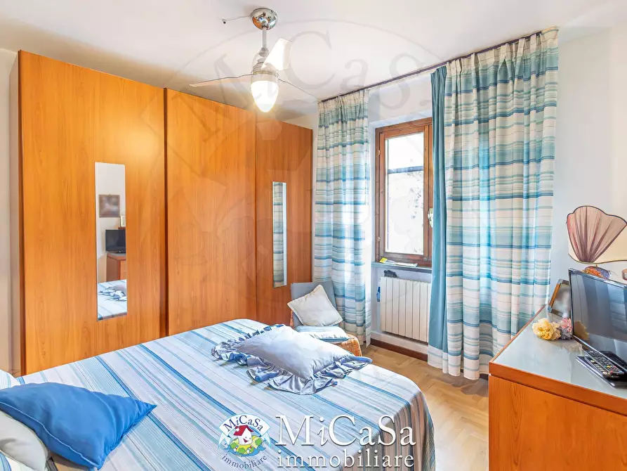 Immagine 15 di Casa semindipendente in vendita  a Vecchiano