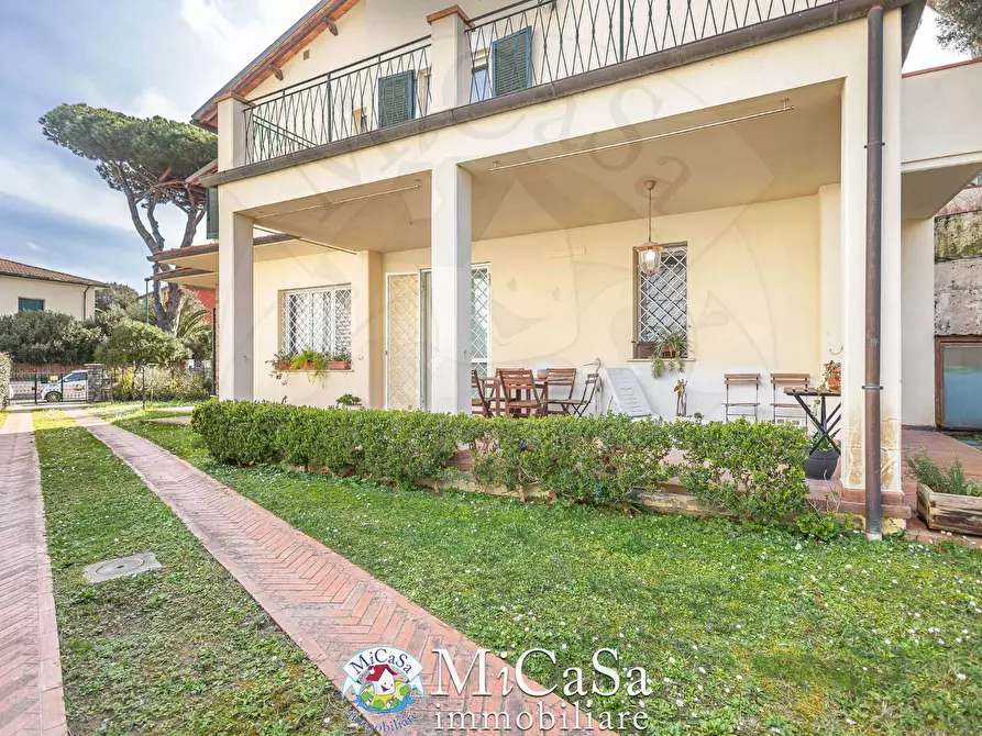 Immagine 28 di Casa semindipendente in vendita  a Pisa