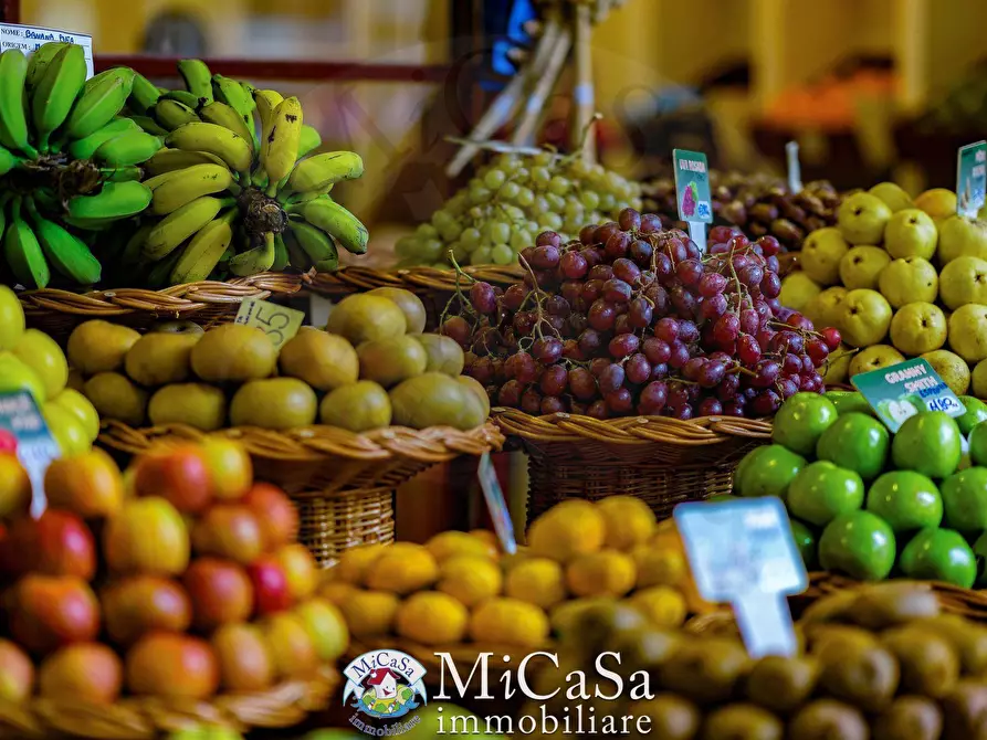 Immagine 10 di Locale commerciale in affitto  a San Giuliano Terme