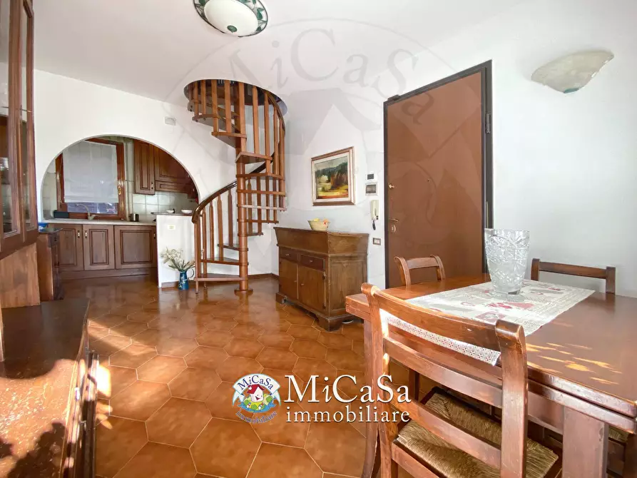 Immagine 10 di Casa bifamiliare in vendita  a Pisa