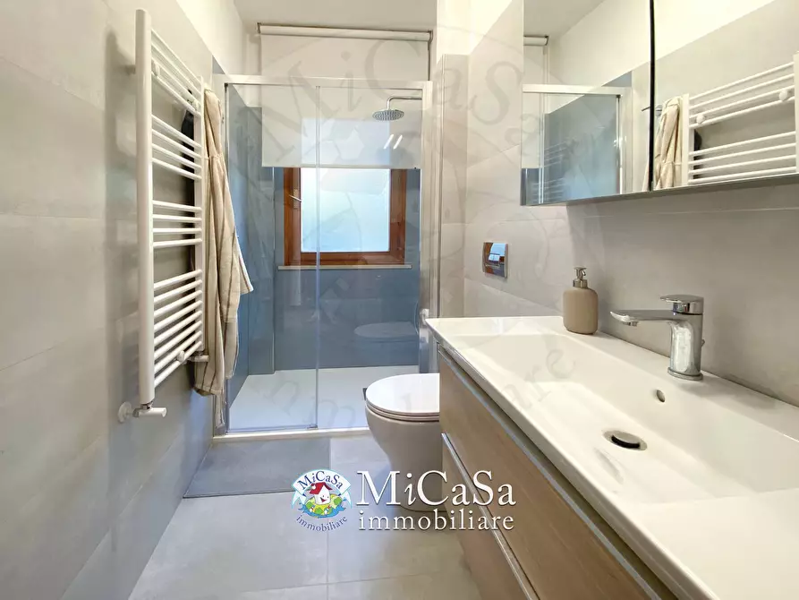 Immagine 22 di Casa bifamiliare in vendita  a Pisa