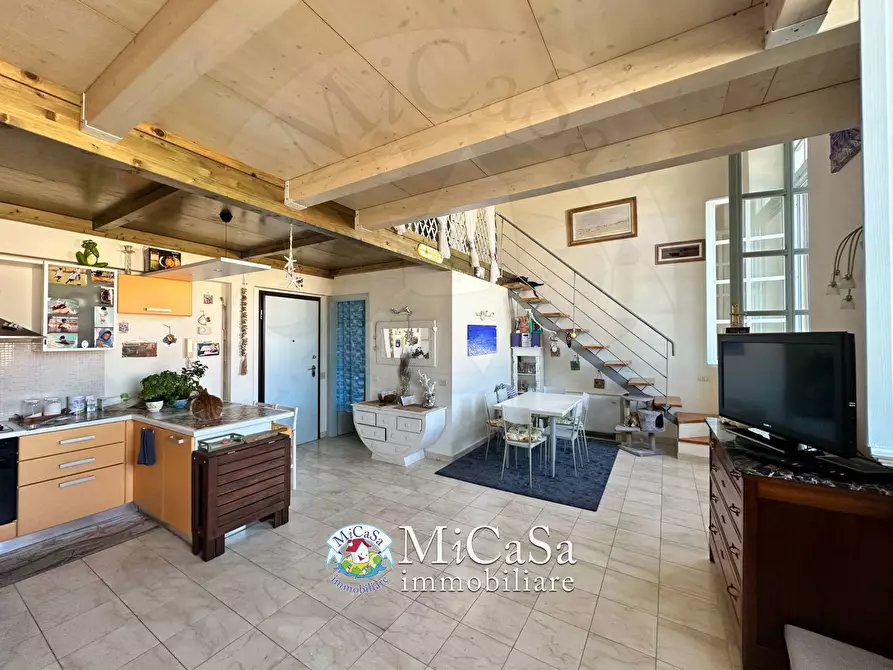 Immagine 1 di Appartamento in affitto  a Pisa