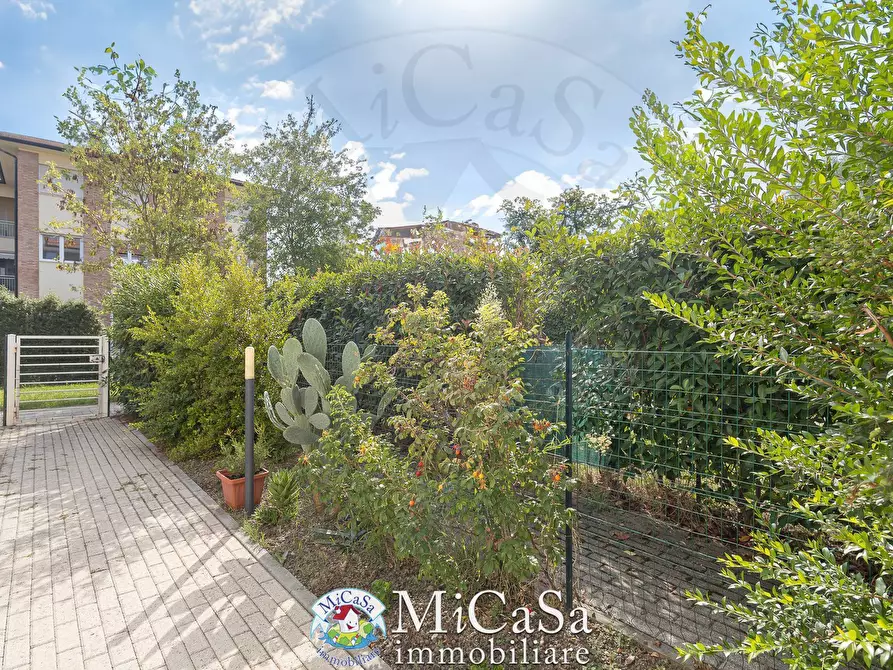 Immagine 24 di Appartamento in vendita  a Pisa