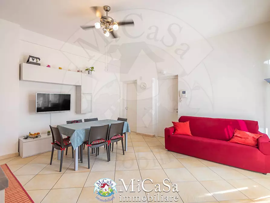 Immagine 2 di Appartamento in vendita  a Pisa