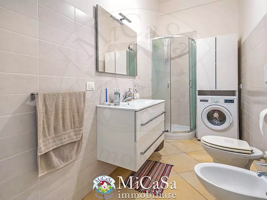 Immagine 16 di Appartamento in vendita  a Pisa