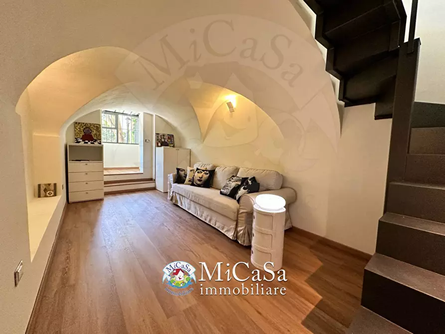 Immagine 27 di Appartamento in affitto  a Pisa