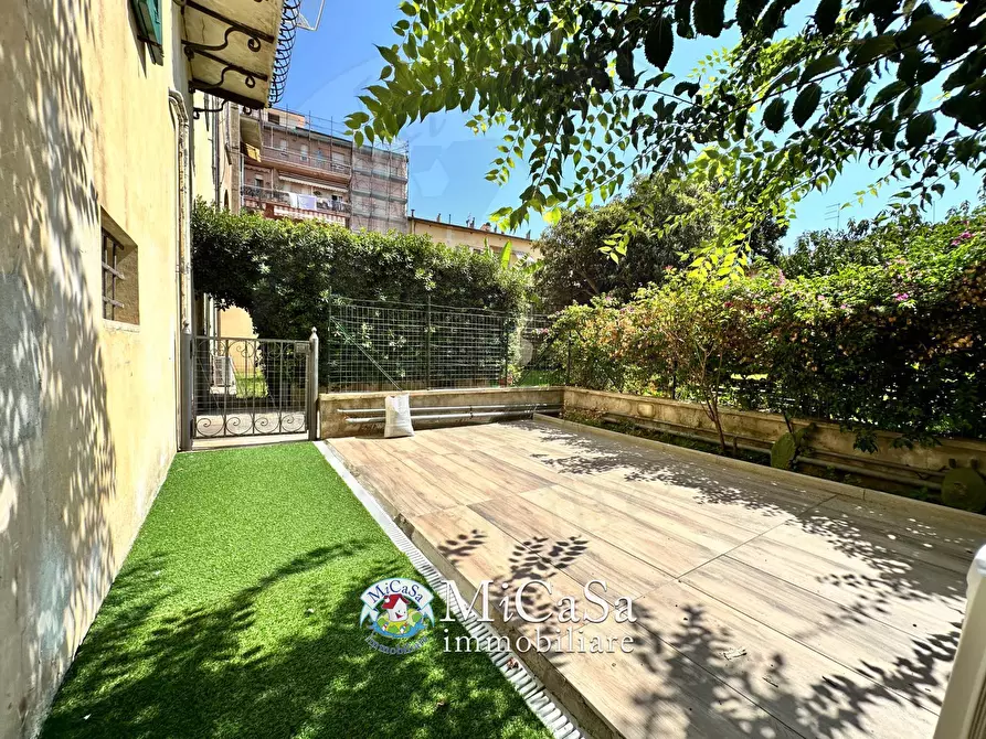 Immagine 33 di Appartamento in affitto  a Pisa