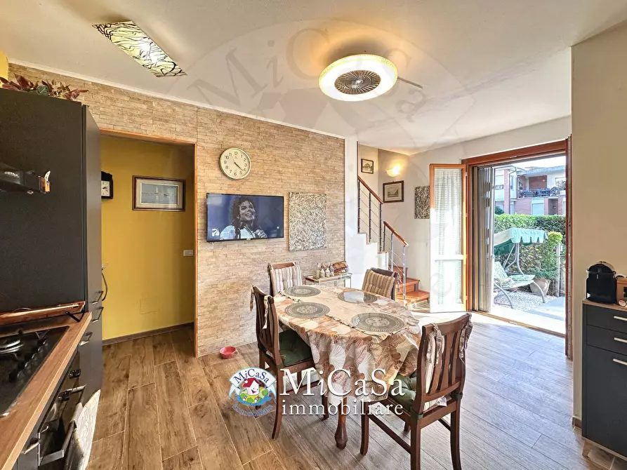 Immagine 15 di Villetta a schiera in vendita  a Pisa