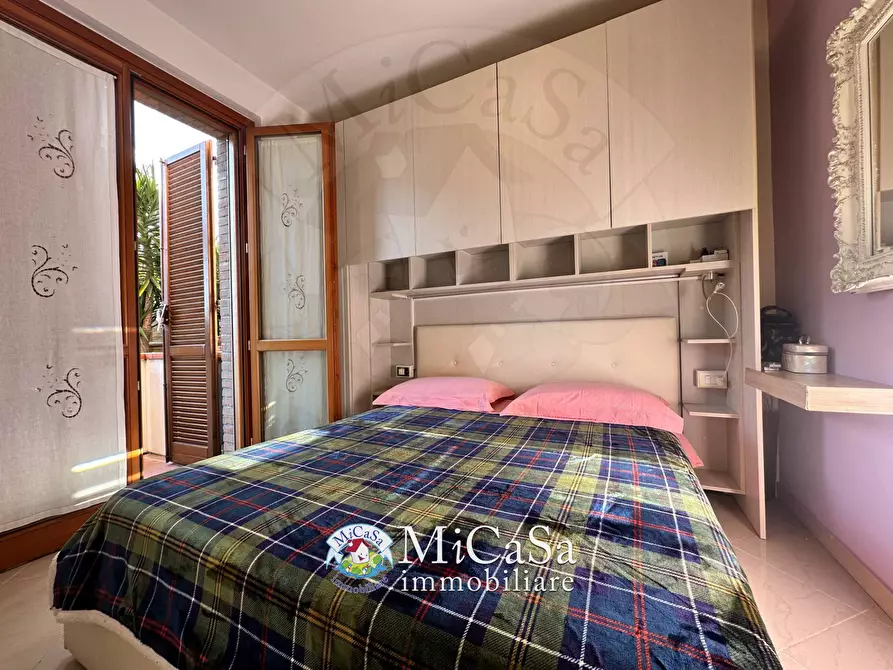 Immagine 18 di Villetta a schiera in vendita  a Pisa