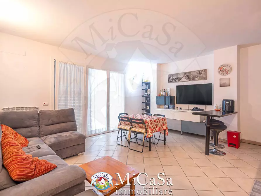 Immagine 1 di Appartamento in vendita  a Pisa