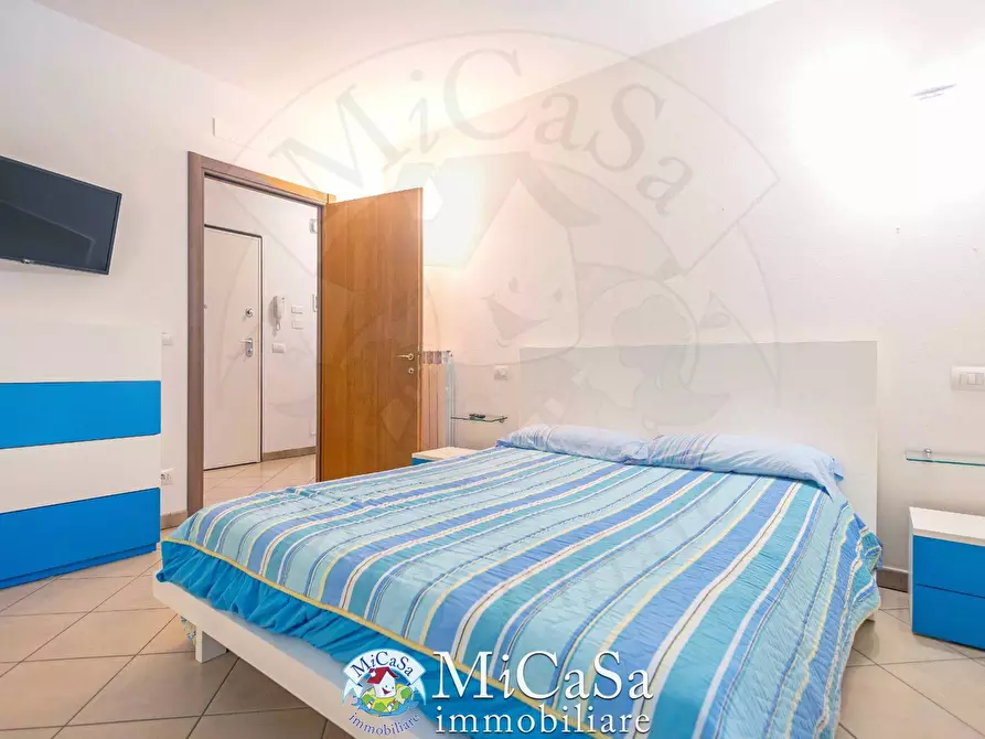 Immagine 11 di Appartamento in vendita  a Pisa