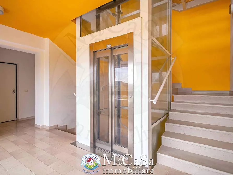 Immagine 12 di Appartamento in vendita  a Pisa