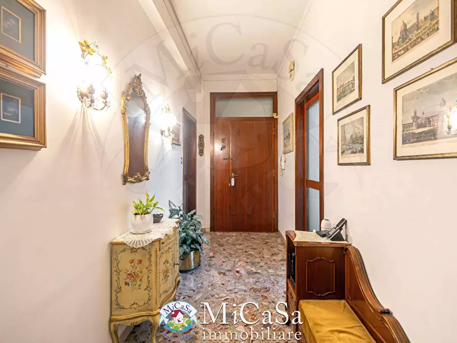 Immagine 10 di Appartamento in vendita  a Pisa