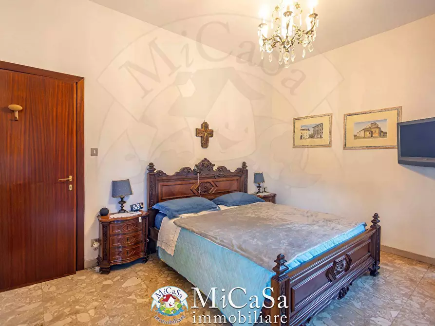 Immagine 12 di Appartamento in vendita  a Pisa