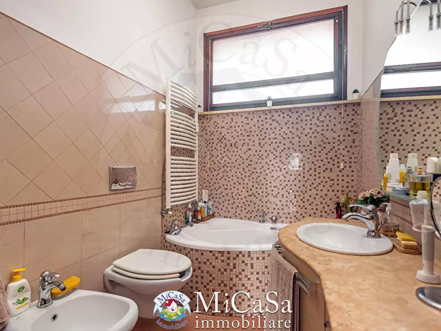 Immagine 20 di Appartamento in vendita  a Pisa