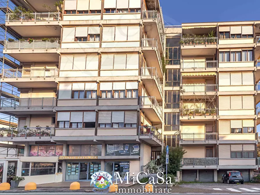 Immagine 26 di Appartamento in vendita  a Pisa