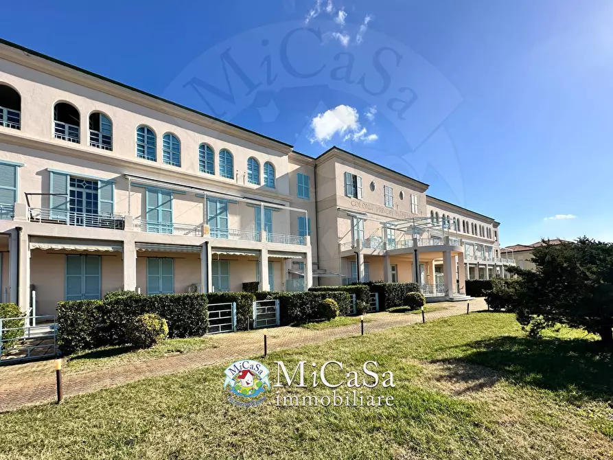 Immagine 24 di Appartamento in vendita  a Pisa