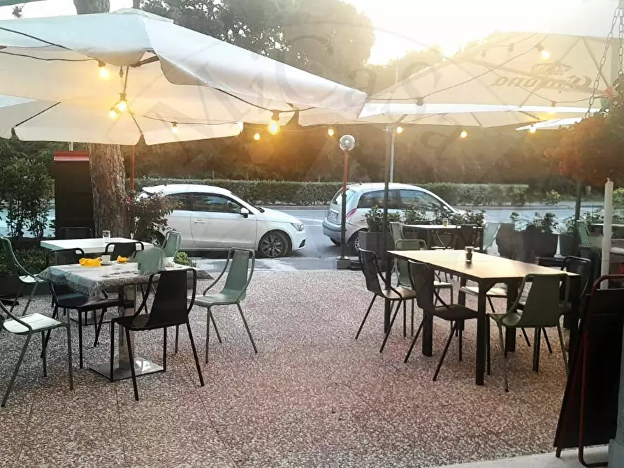 Immagine 5 di Locale commerciale in affitto  a Pisa