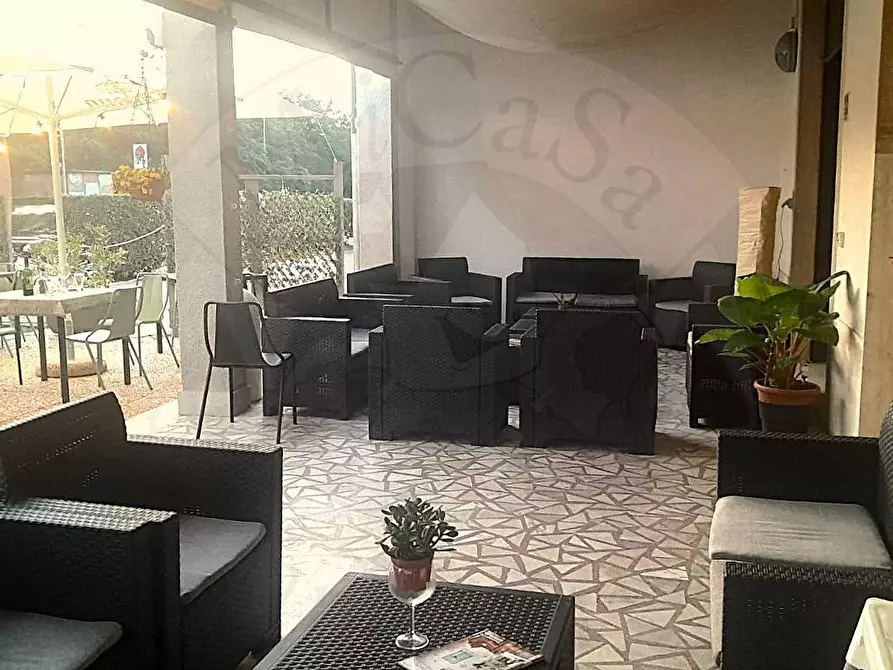 Immagine 6 di Locale commerciale in affitto  a Pisa